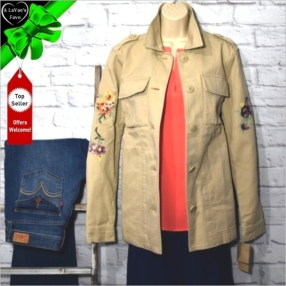 Levi's Jackets & Blazers - NWT Levi's Military Style Floral Sleeve Jacket #1S